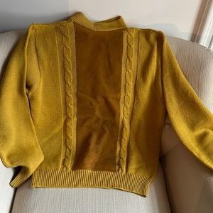 Vintage mustard yellow knit